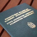 Emelt szintű nyelvi érettségi vagy nyelvvizsga? Melyikre jár több pont?